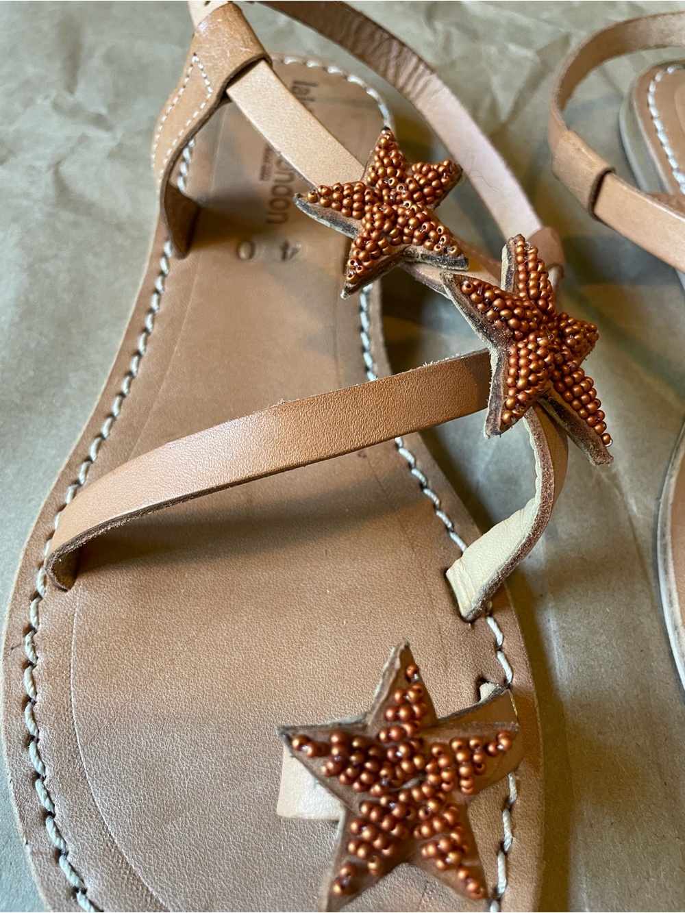 NWT Laidback London Rust Star Embellished Sandals - Picture 7 of 10
